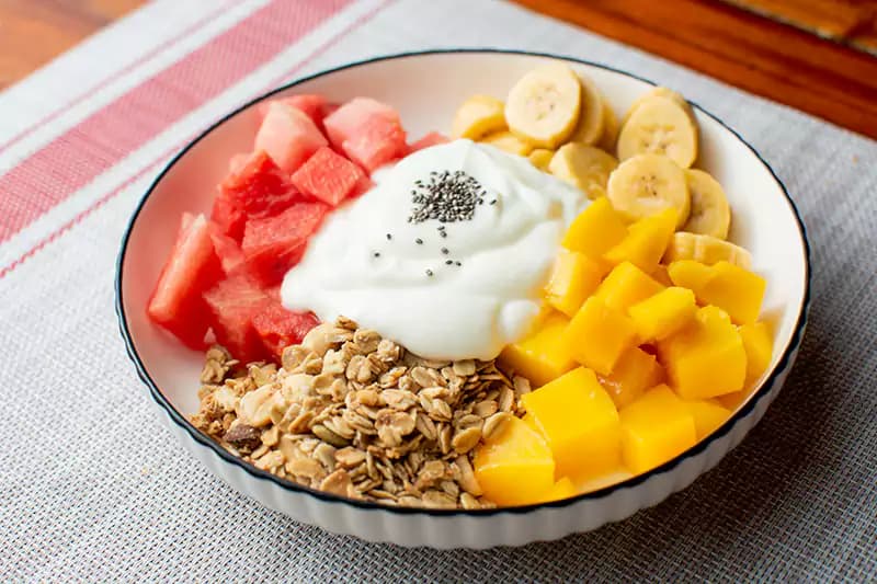 Muesli Yogurt Bowl
