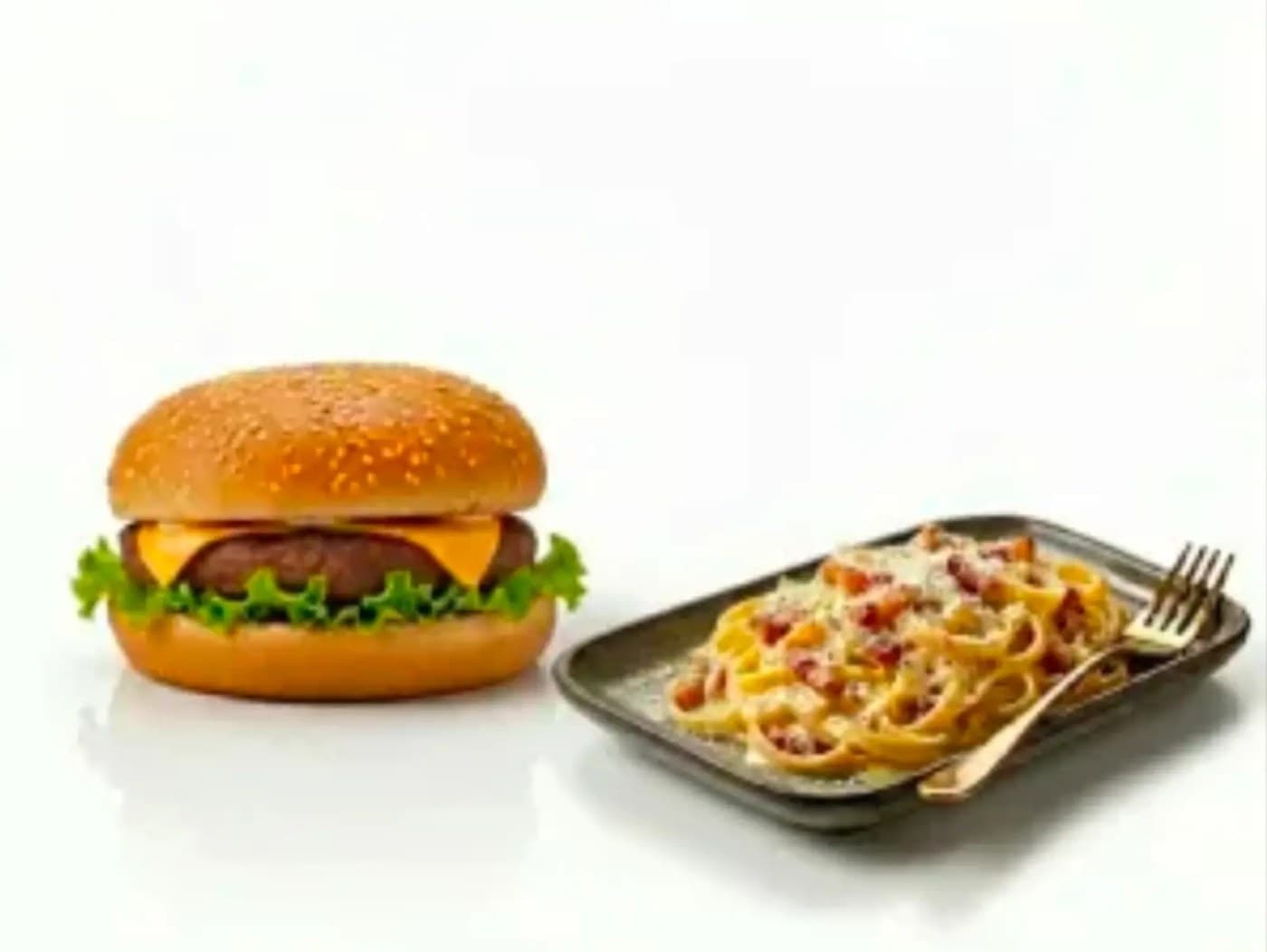 Classic burger w Creamy carbonara
