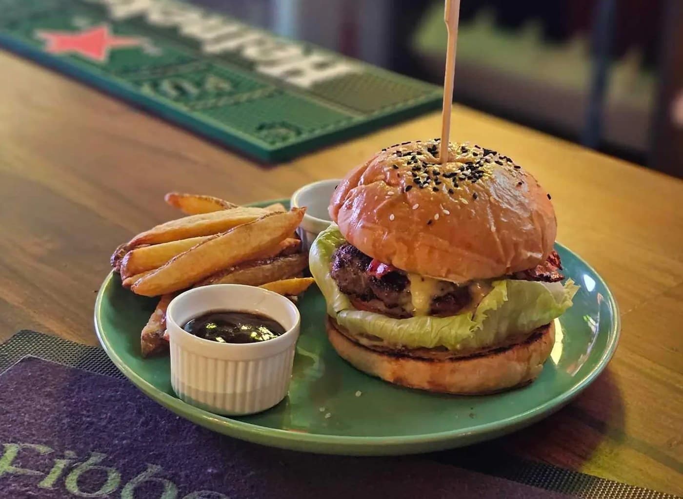 Magee's Burger