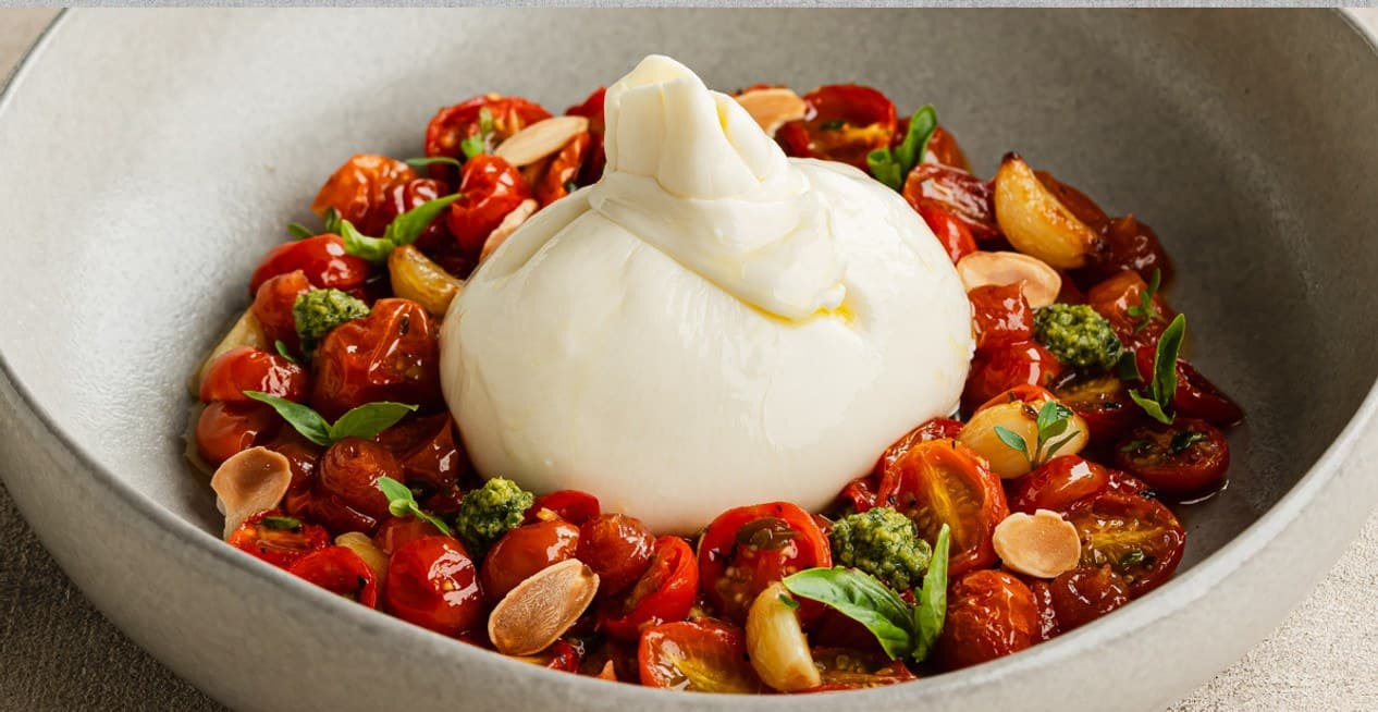 Burrata y Tomates Asados