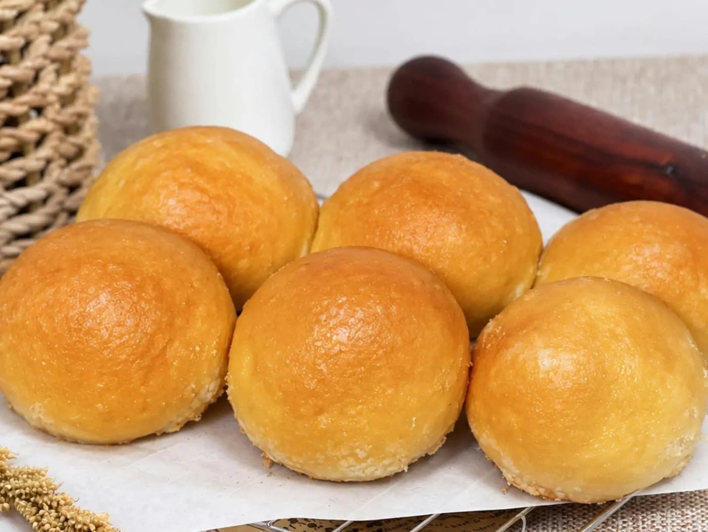 Red Bean Bun 6s