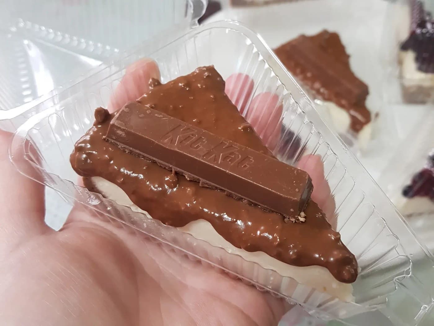 KitKat Cheesecake