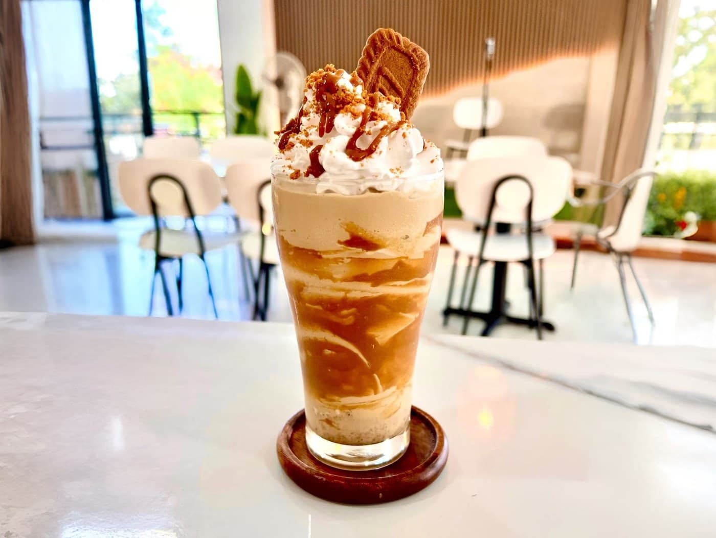 Iced Biscoff Latte
