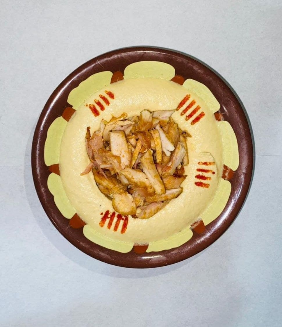 Hummus with Chicken Shawarma