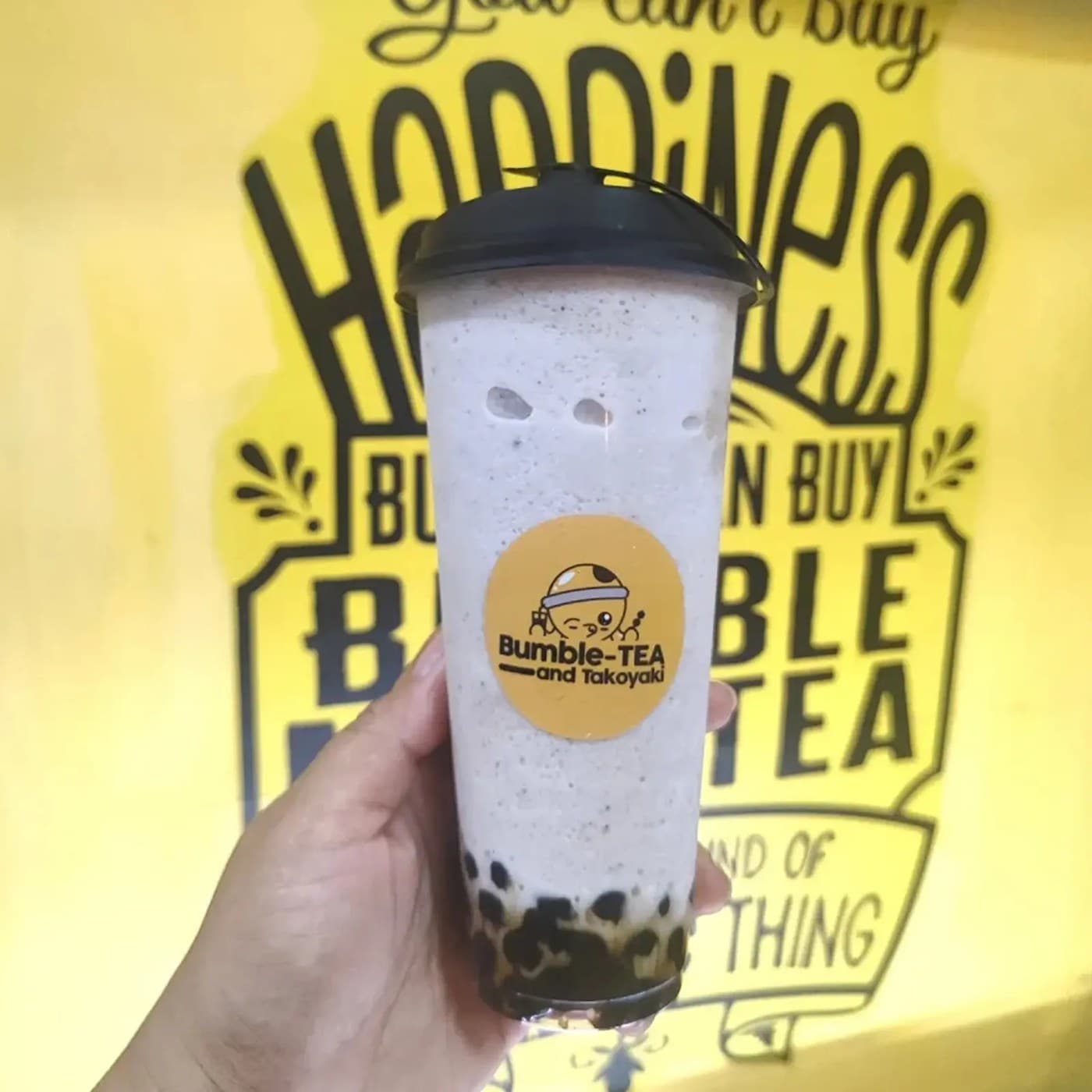 Cookies & Cream Pearl Shake