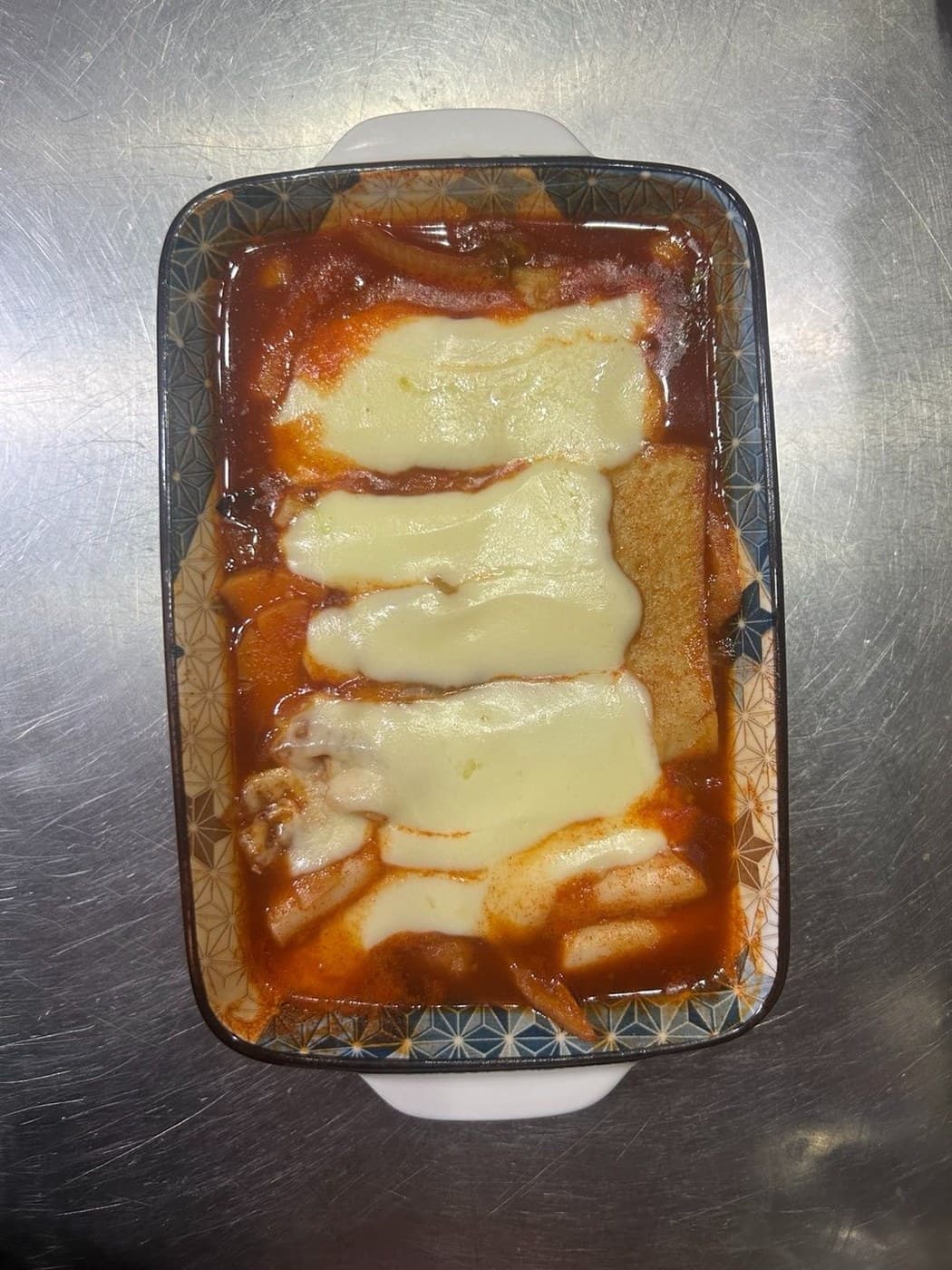 Tteokbokki with cheese