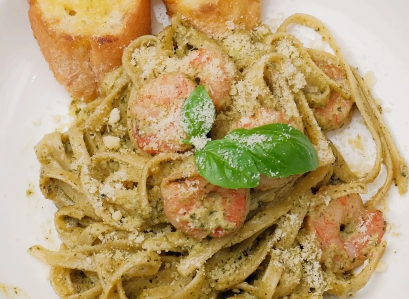 Creamy Shrimp Pesto