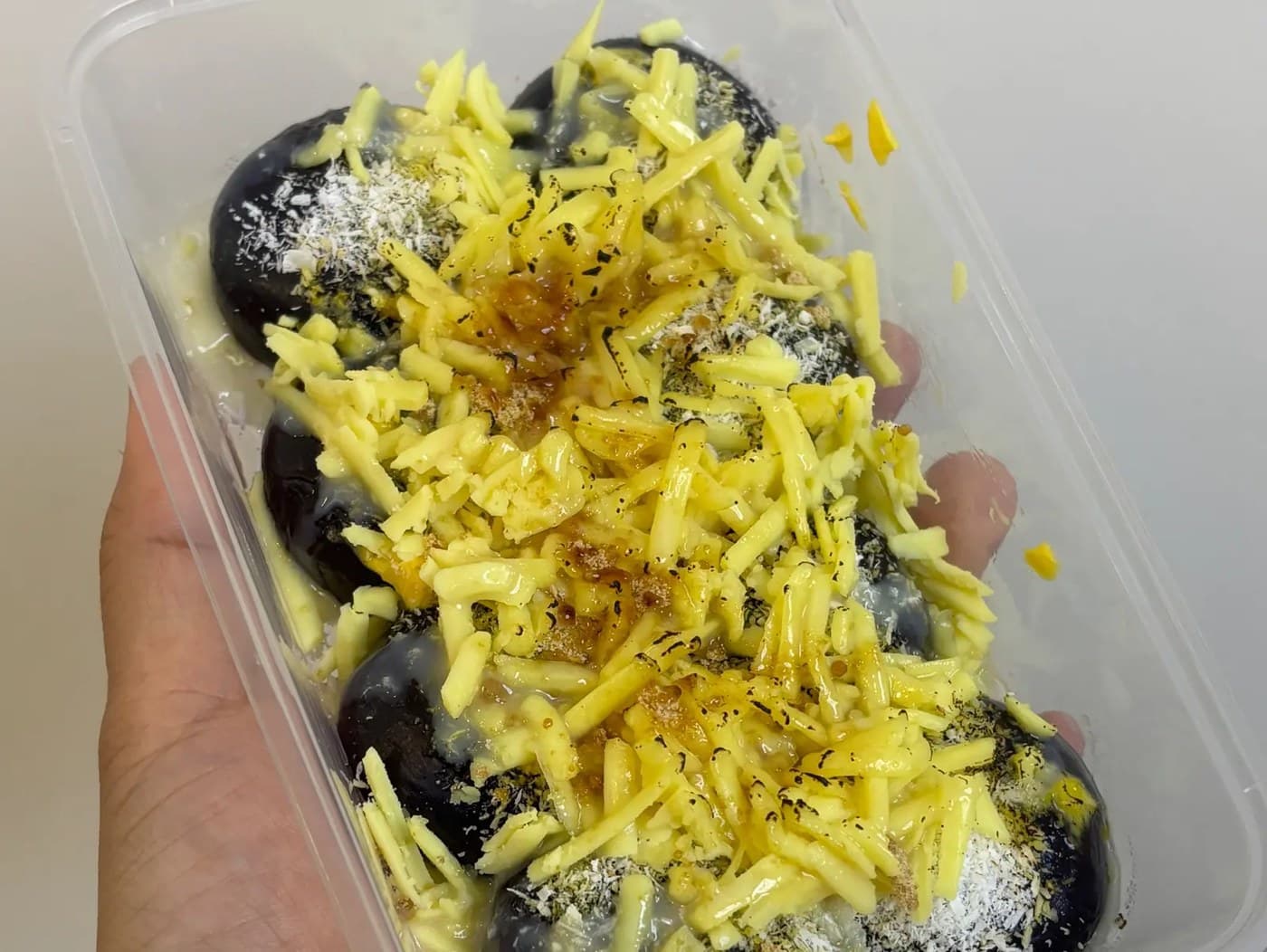 Mochi-Bumbong