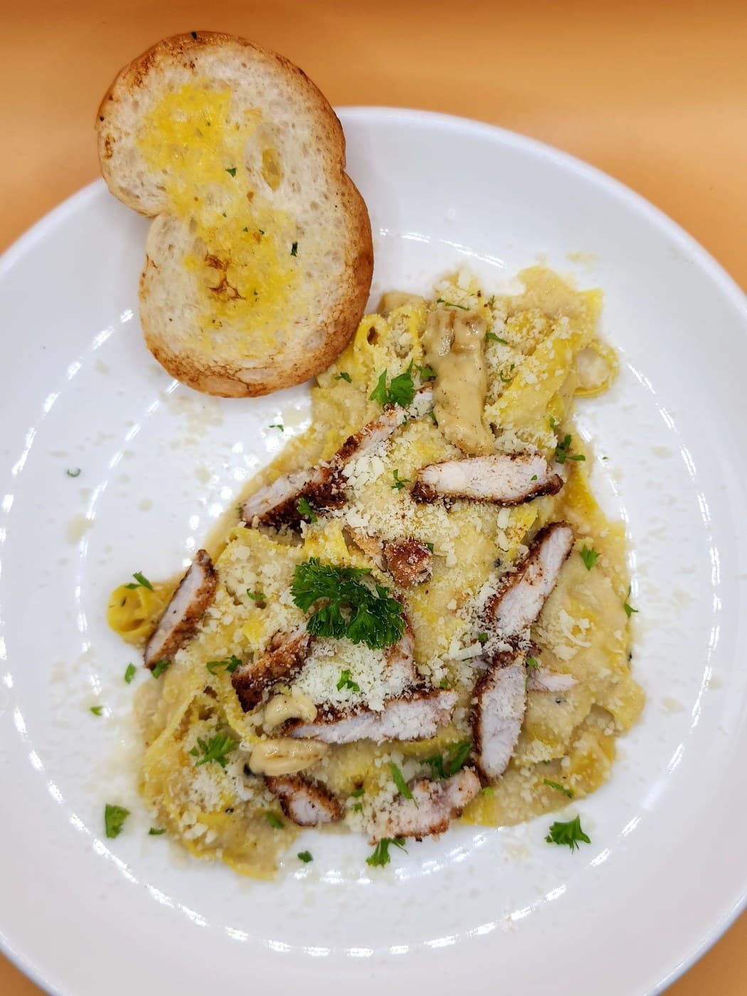 Chicken Alfredo Pasta