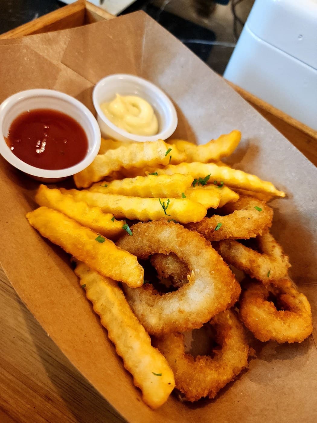Calamari & Fries