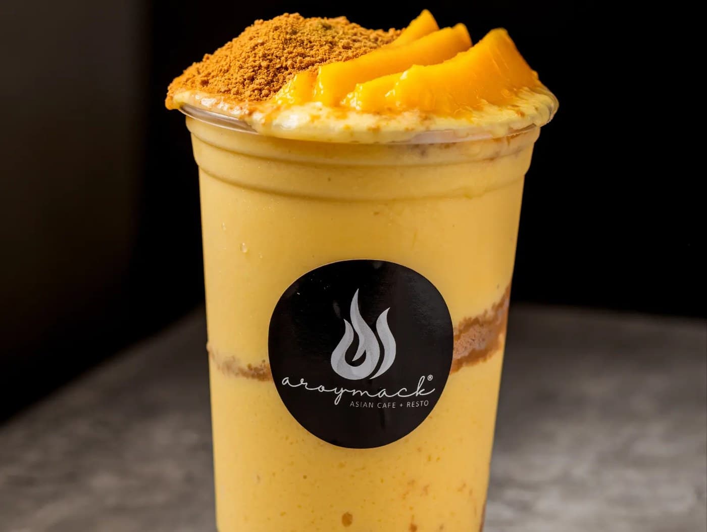 Fresh Mango Graham Shake (22 Oz)