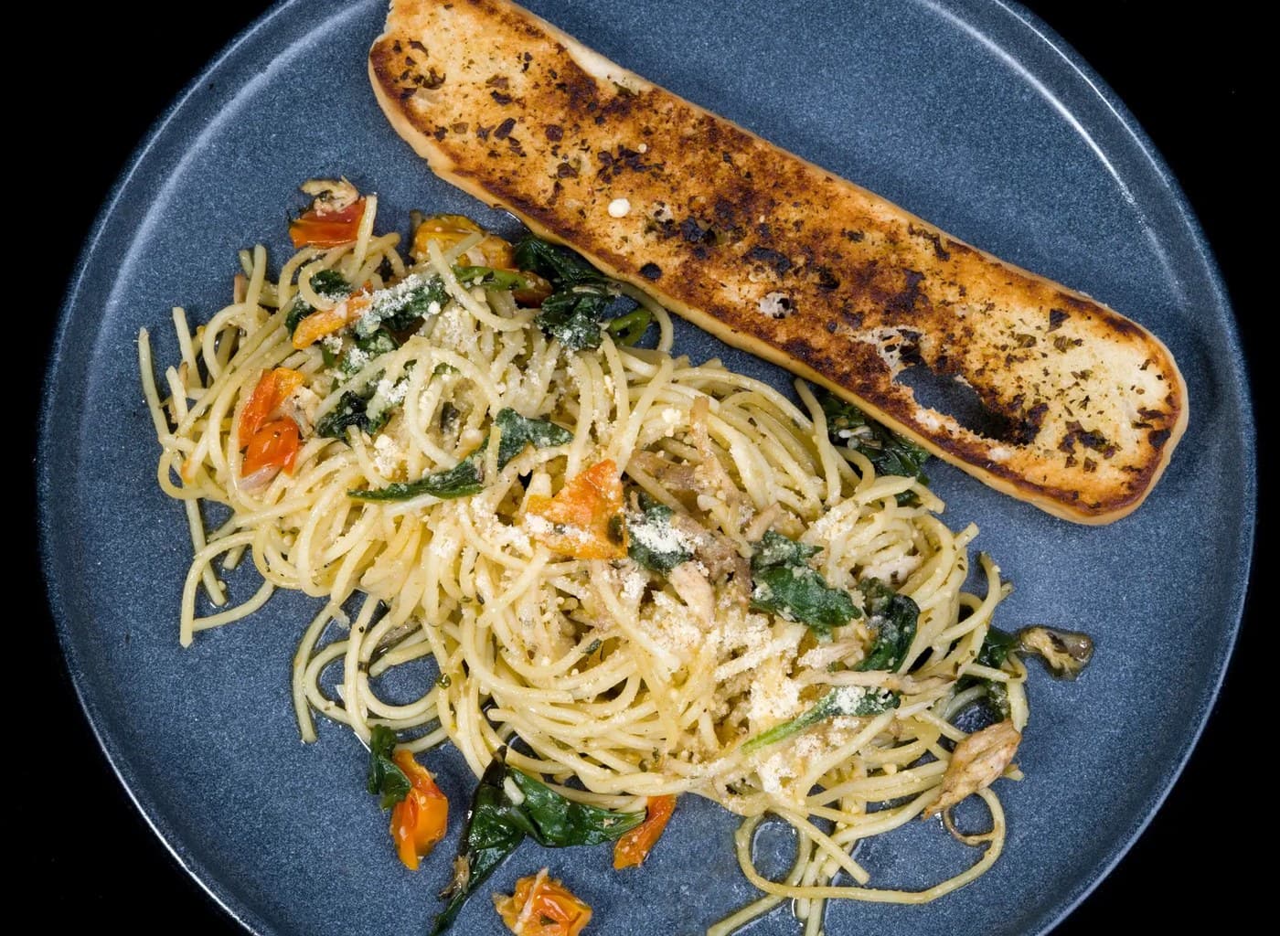 Spicy Shredded Chicken Pasta (2 PAX)