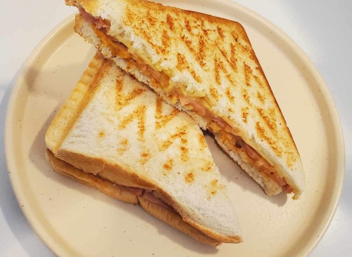 Grilled Ham & Cheese Sandwich