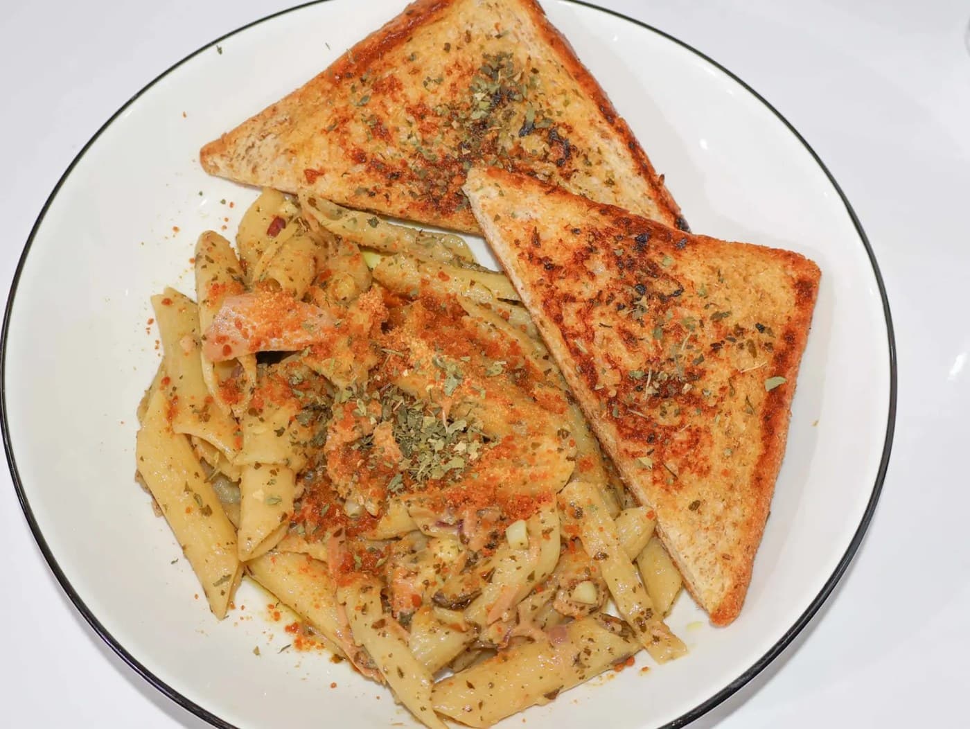 Tuna Cheesy Pesto Pasta