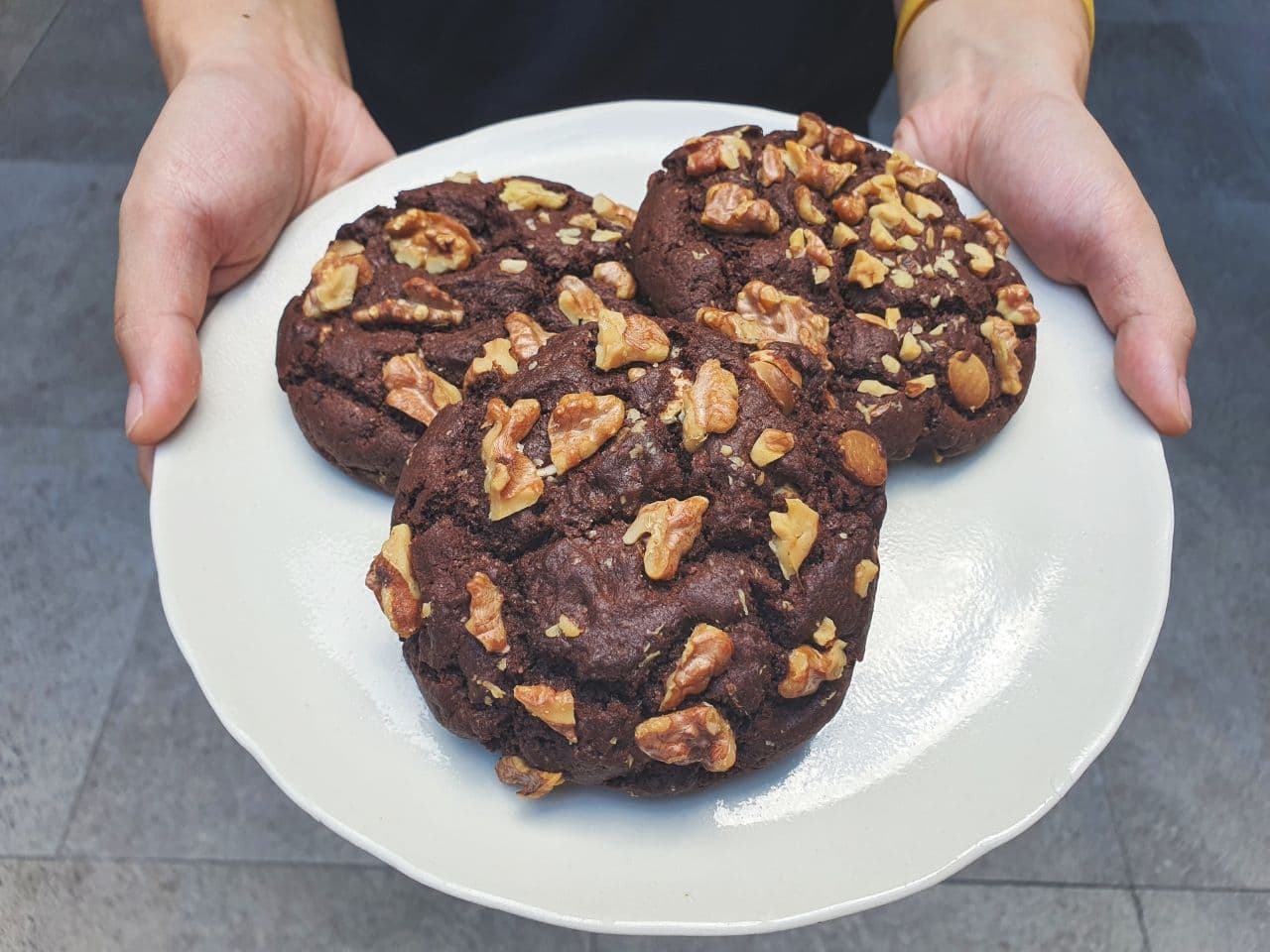 White Chocolate Walnut Cookies