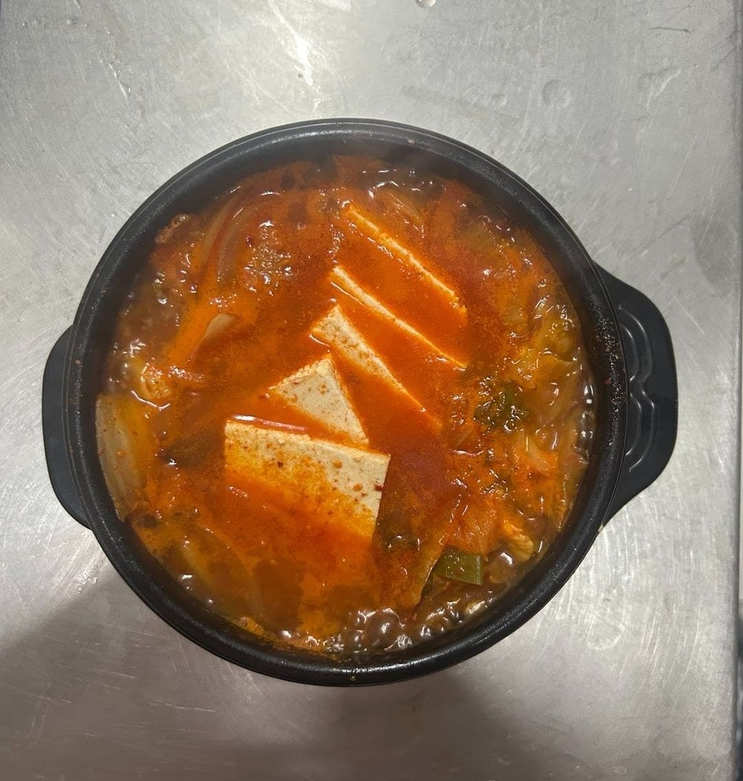 Kimchi stew
