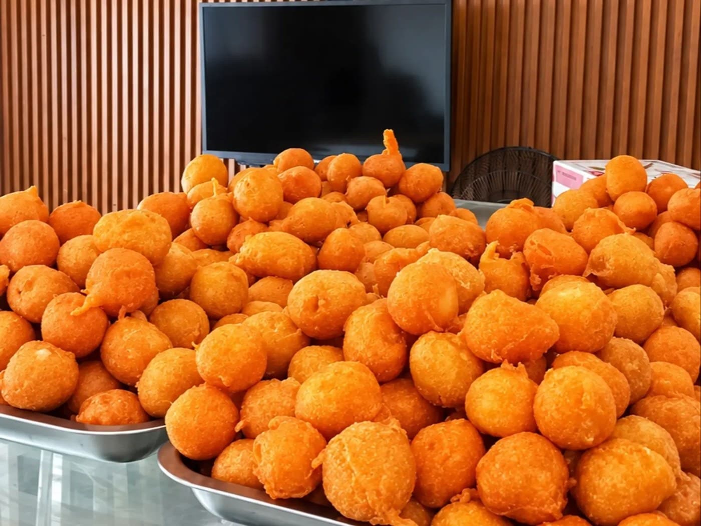 Kwek-kwek for sharing