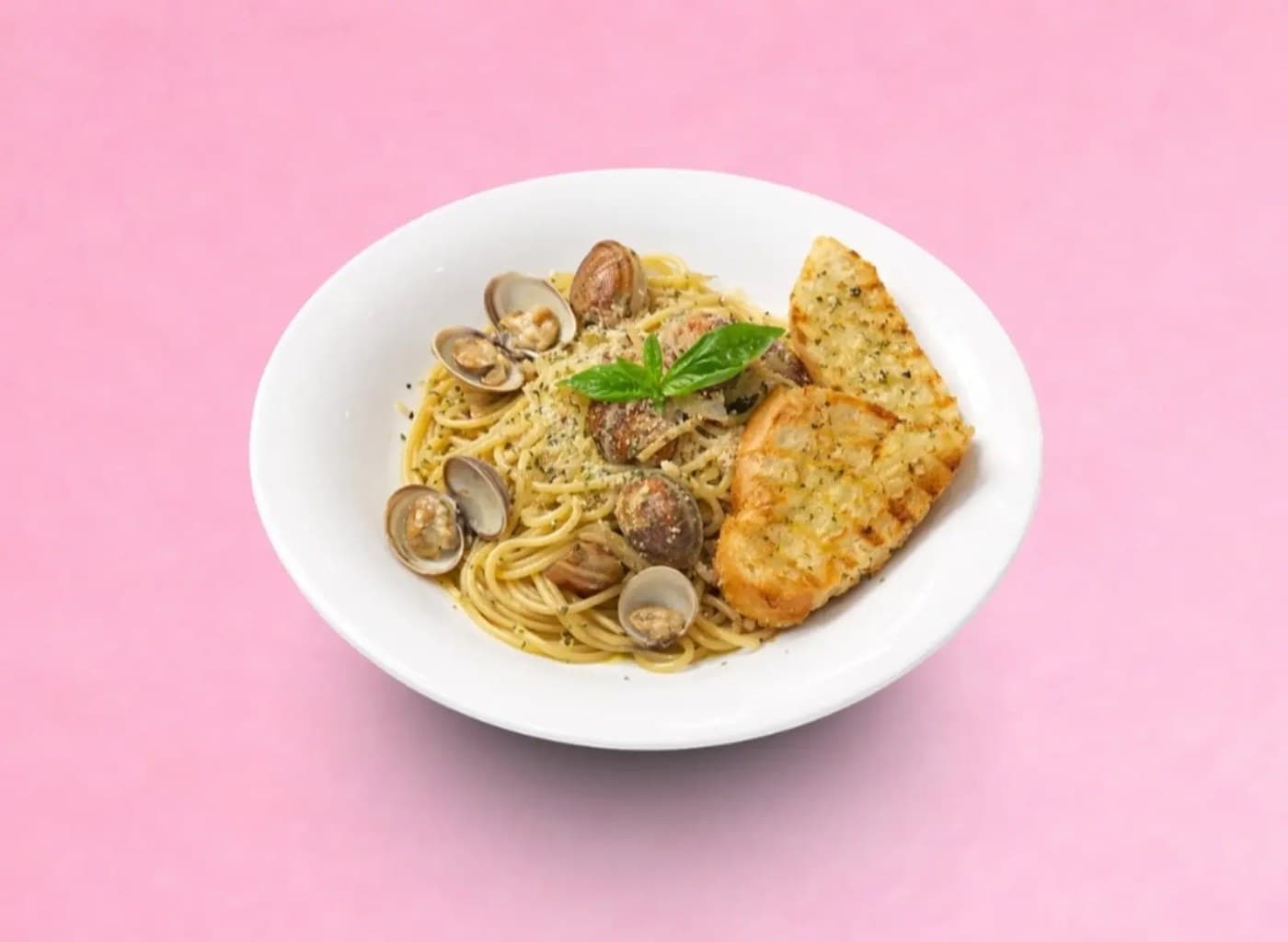 Pasta In Fresh Clams Aglio Olio