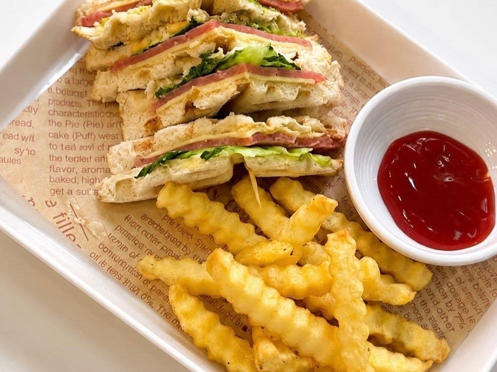 Clubhouse & Fries