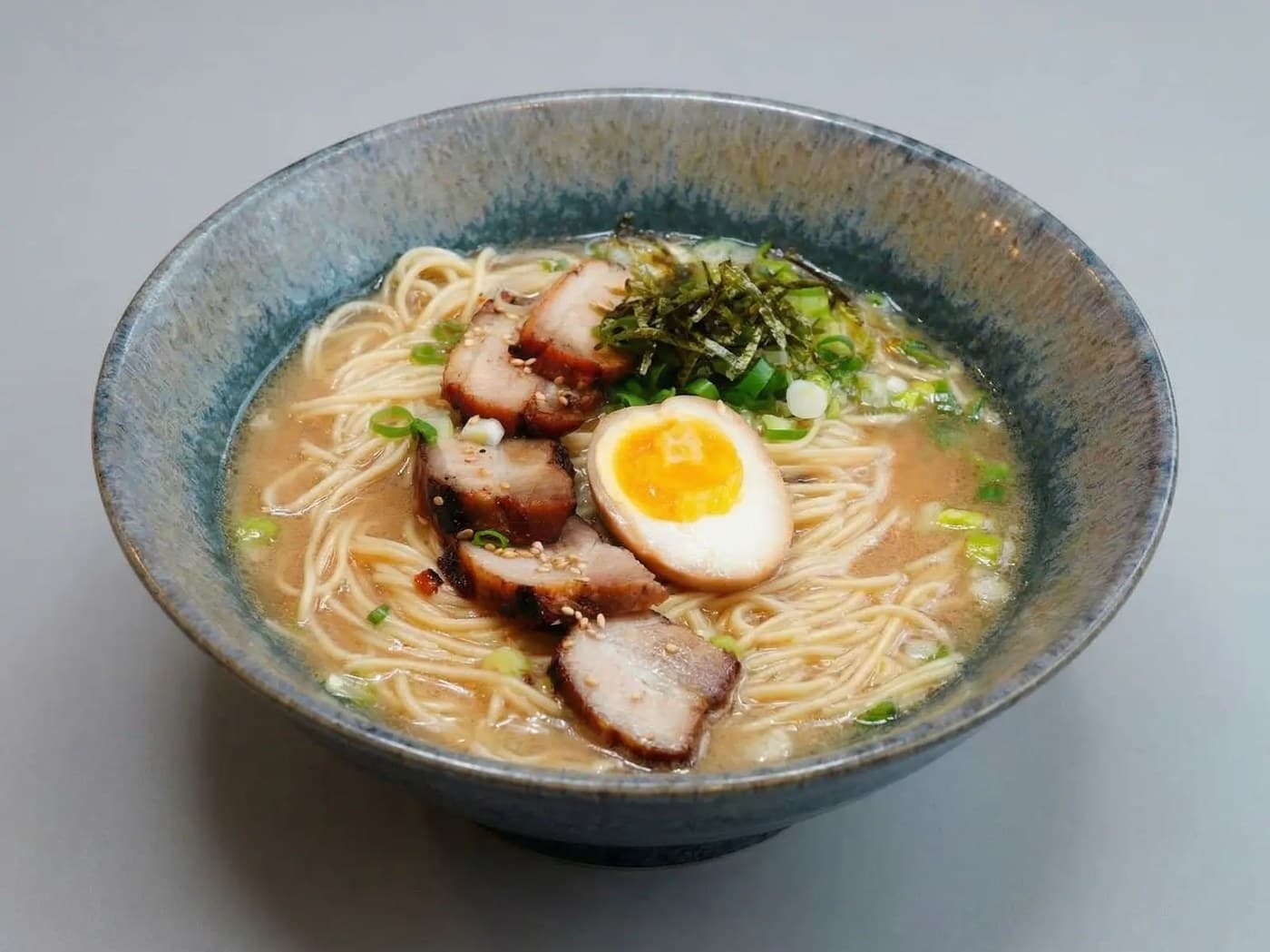 Hakata Tonkotsu Ramen (Regular)