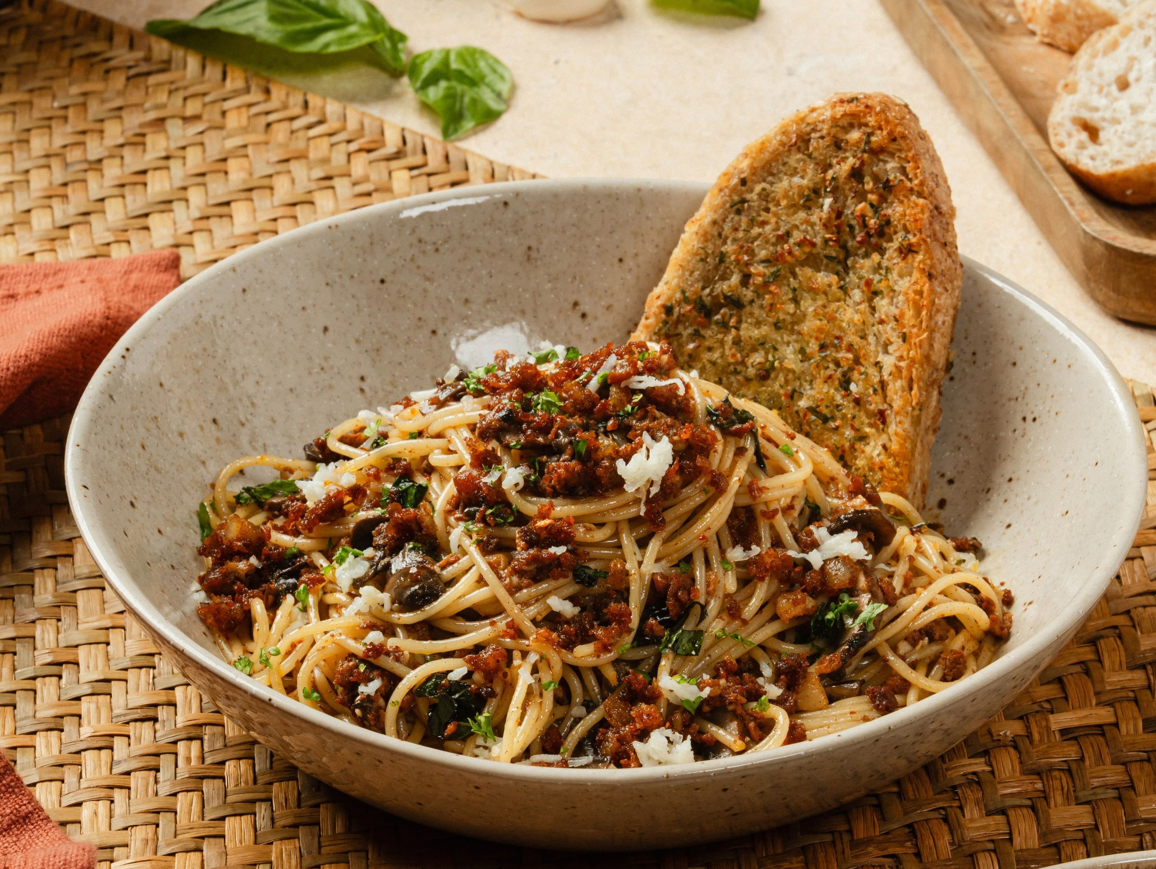 Toasted Vigan Longganisa Pasta
