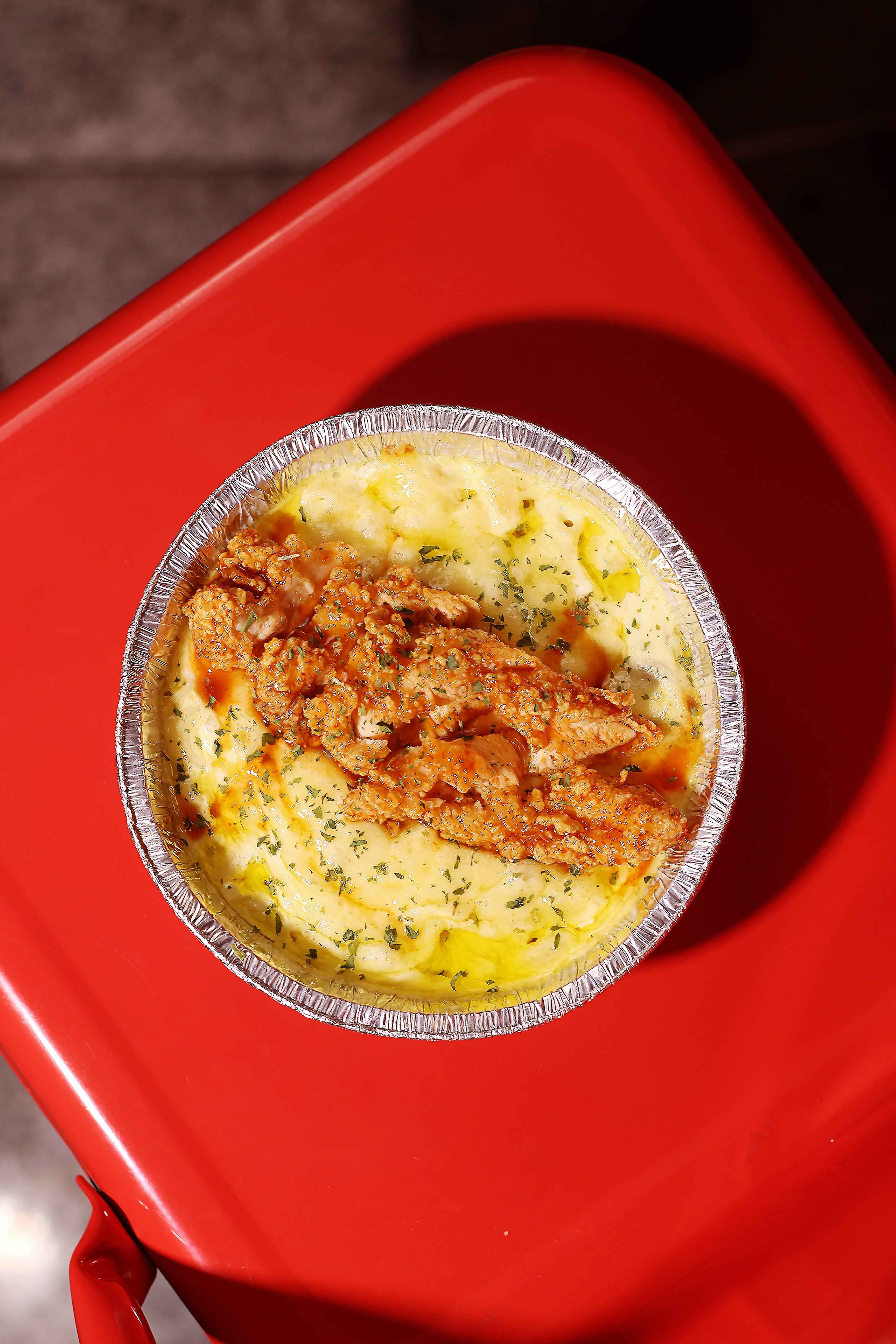 Truffle Baked Mac W/ Hot Honey Chx